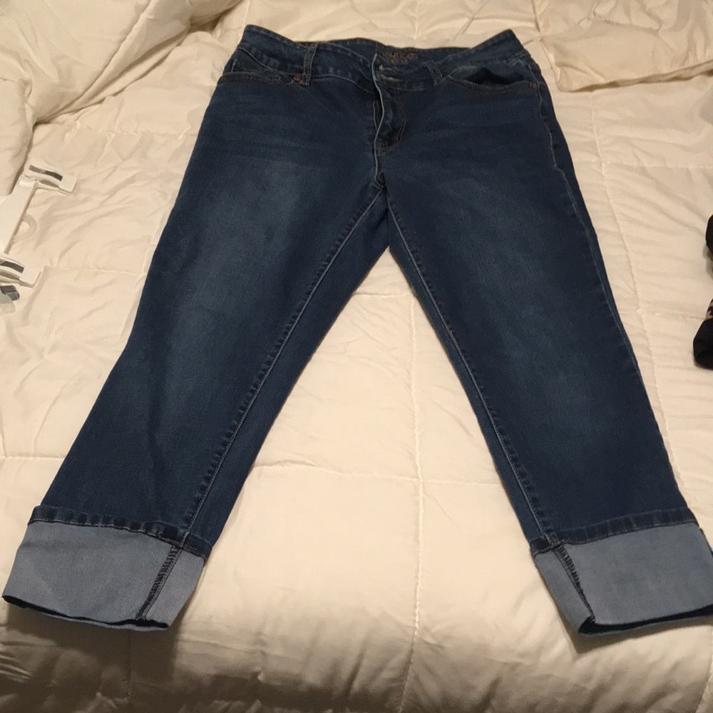 Maurice’s high rise Capri jeans size 12